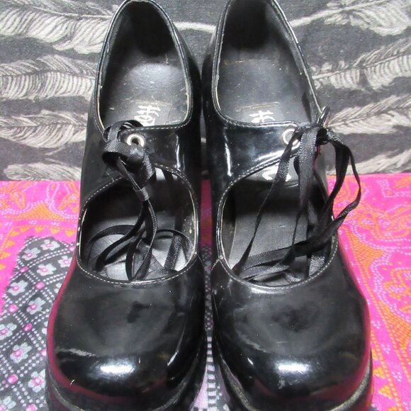 Goth Black Patent Leather Chunky Platform Heel Mary Jane Shoes *Flawed* - Picture 2 of 12